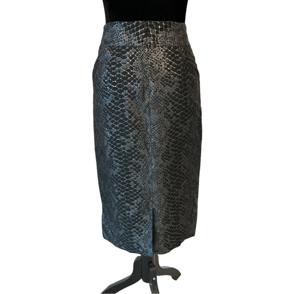 Penta Metallic Reptile Print Pencil Skirt - Picture 6 of 7
